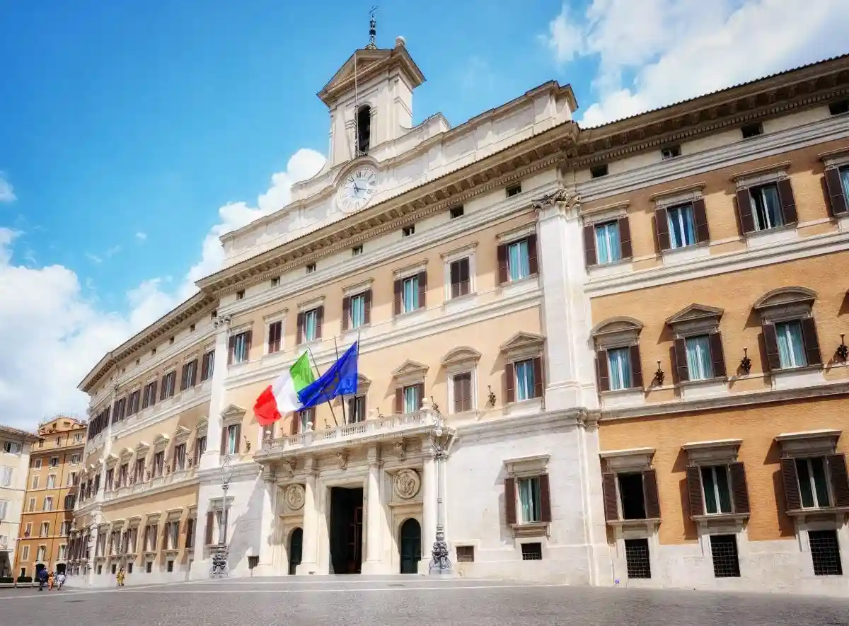 Драги останется, если парламент Италии продемонстрирует единство. Фото: picturepixx / shutterstock.com
