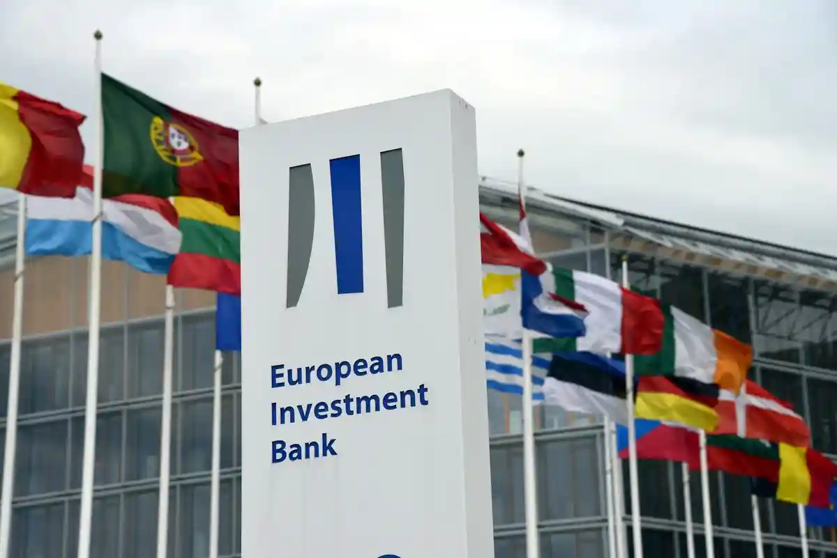 ЕС вложит 100 млрд евро в восстановление Украины
