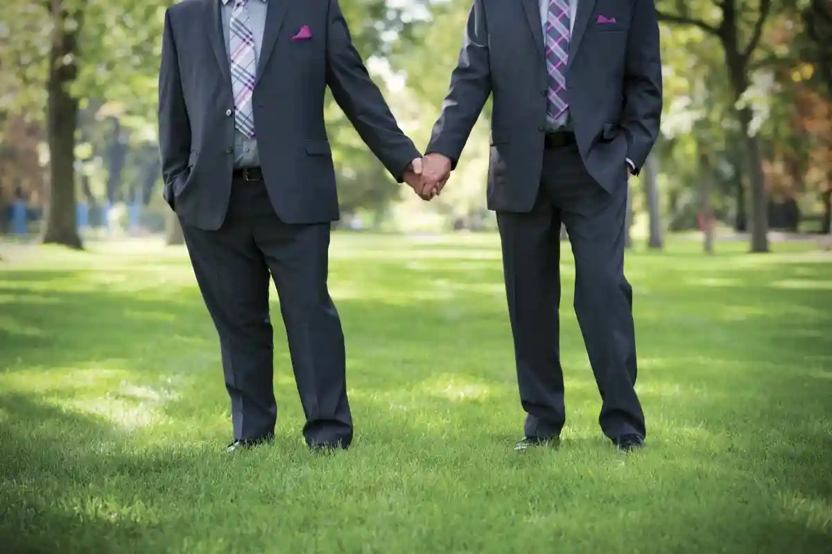 Данные показывают, что в 2021 году количество однополых свадеб снизилось на 12,4% . Фото: magicoven / shutterstock.com