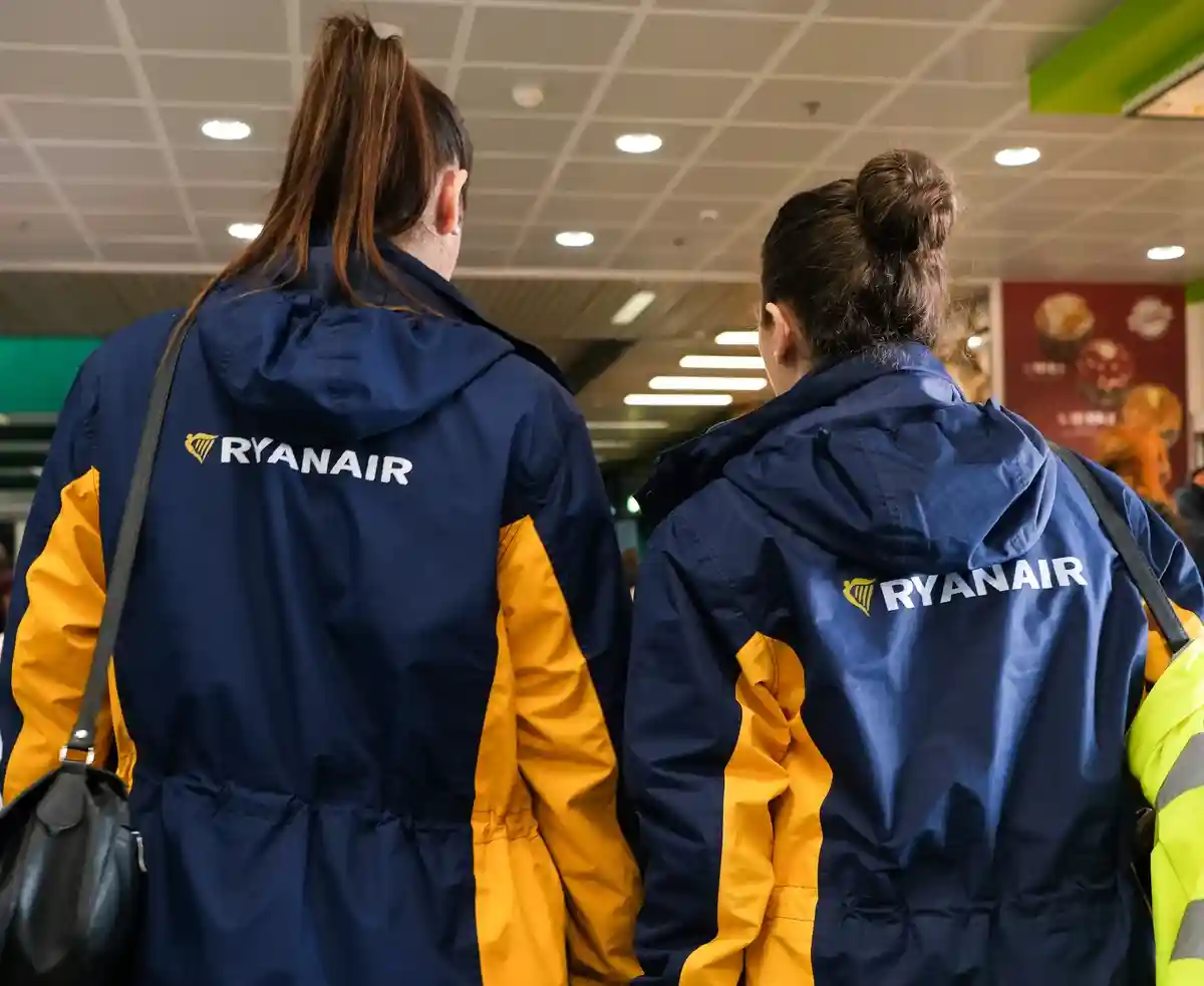 Глава Ryanair заявляет, что в Британии недостаточно людей, готовых работать в компании. Фото: Grabowski Foto / Shutterstock.com