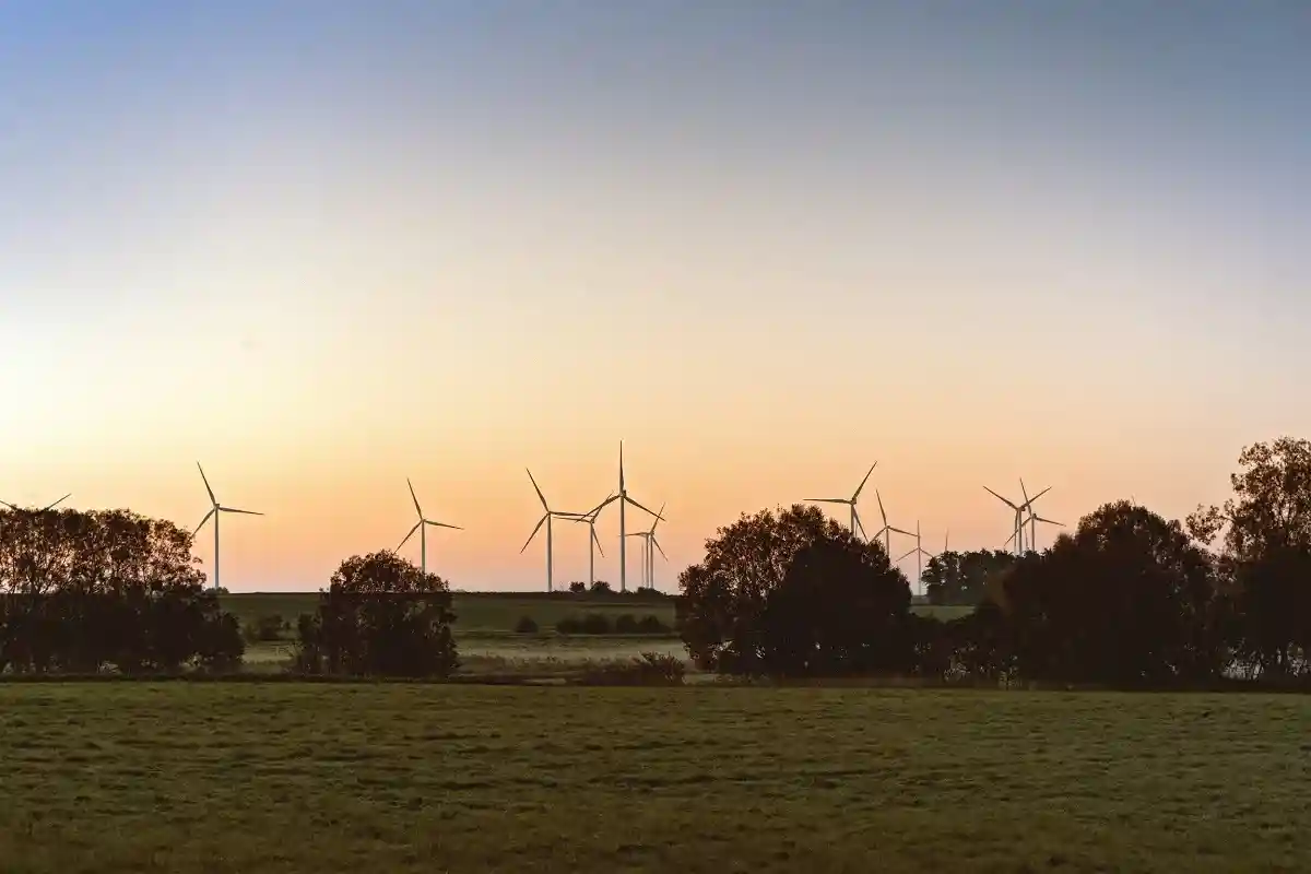 Китай получил доступ к ветроэнергетики Европы из-за значительной части поставляемых компонентов. Фото: Aleksejs Bocoks / aussiedlerbote.de