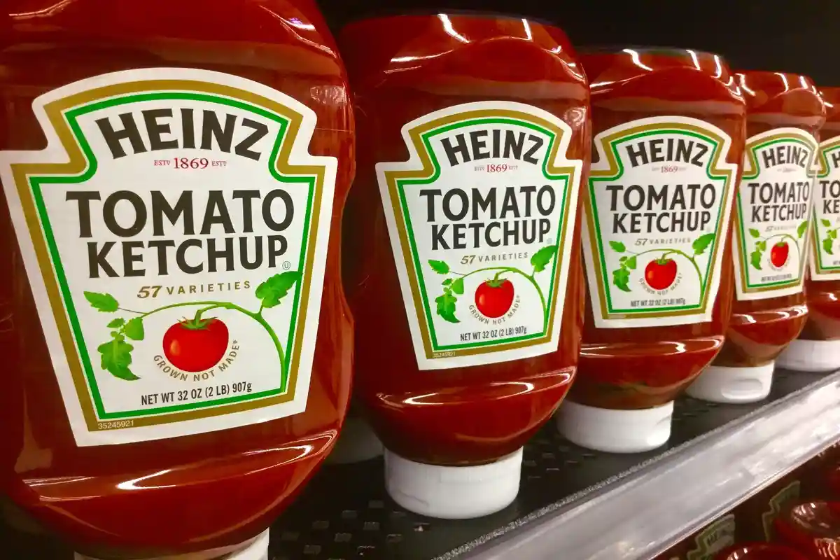 Kraft Heinz уходит из России, но пока не продает предприятия по производству кетчупов и консервов. Фото: Mike Mozart / flickr.com
