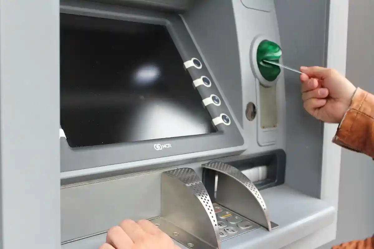 В 2022 году количество краж данных с помощью банкоматов увеличилось. Фото: Peggy_Marco / pixabay.com