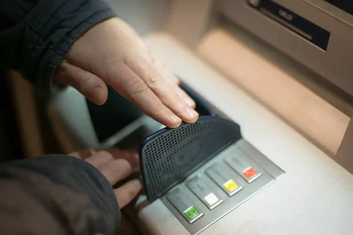 Кража данных в банкоматах Германии