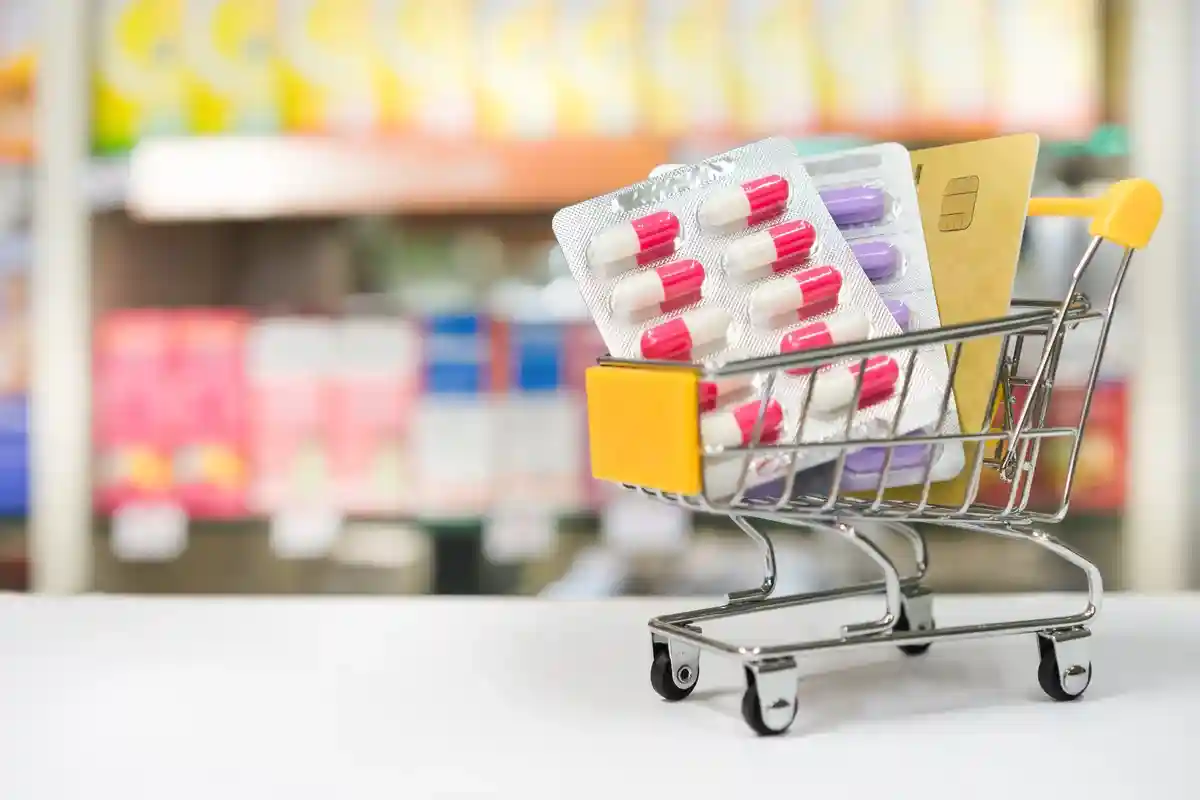 Лекарства в Германии в дефиците: аптеки Нюрнберга жалуются на нехватку и поставки. Фото: Studio217 / Shutterstock.com