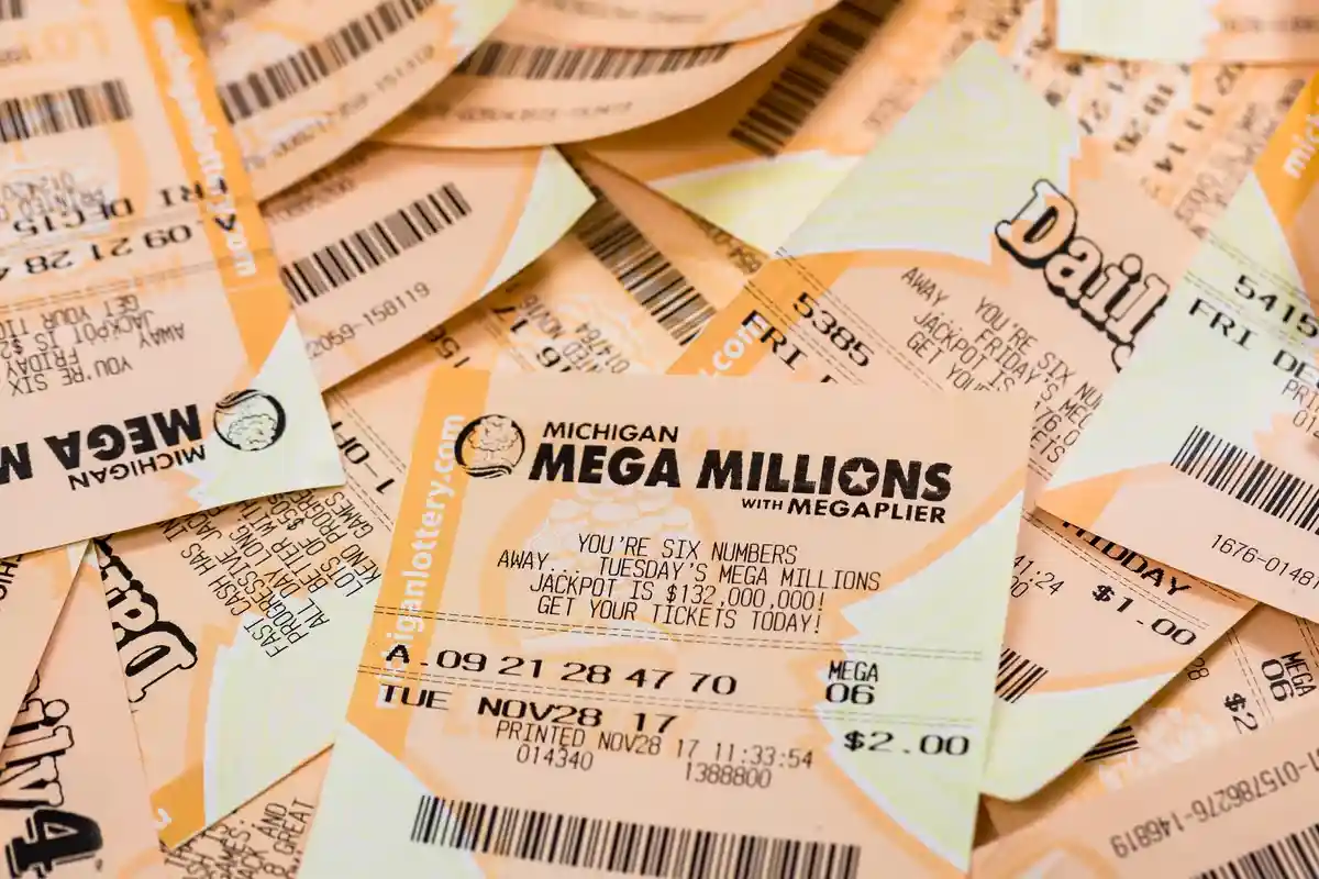 Mega Millions: куплен билет с историческим джекпотом
