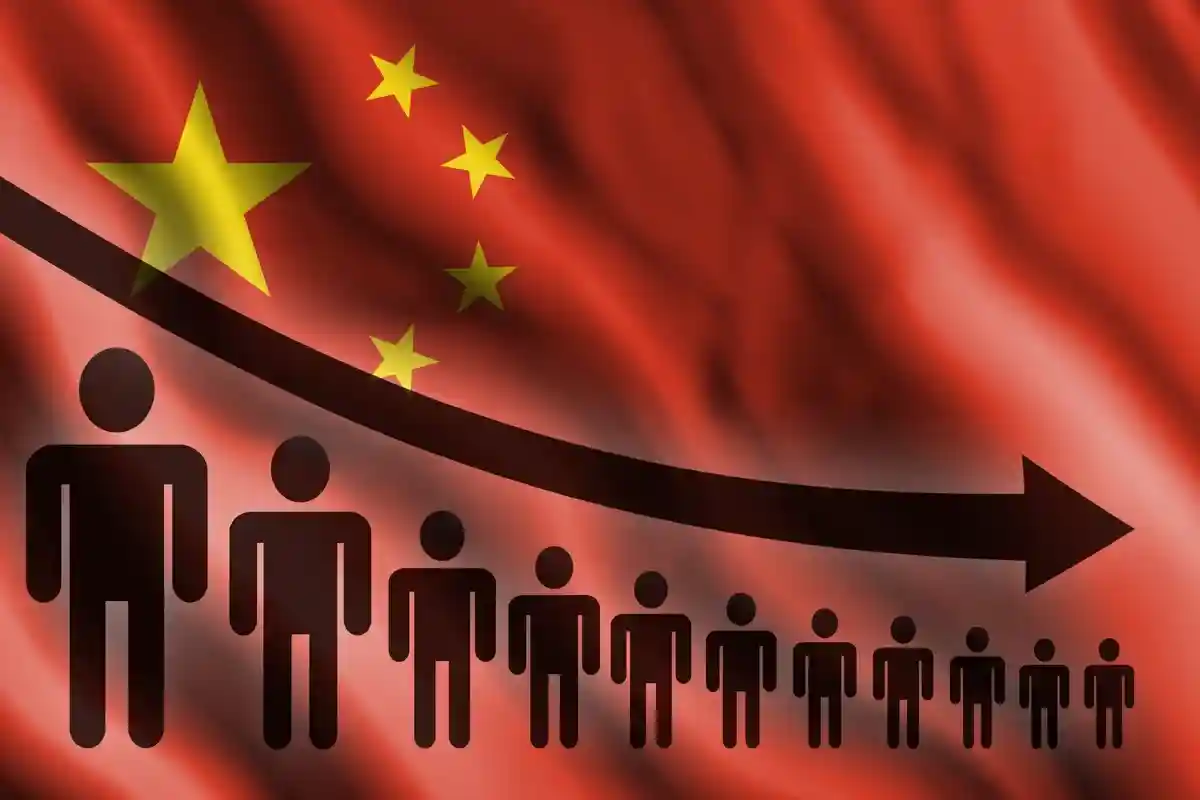 Население Китая снизится в 2025