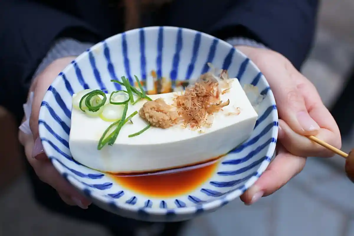 Öko-Test: почти весь натуральный тофу безупречен. Фото: Sherman Kwan/Unsplash.com
