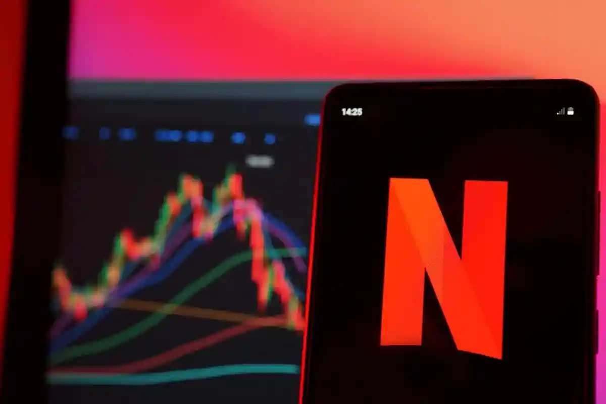 Netflix теряет подписчиков: самая большая просадка с 2011 года. Фото: TY Lim / shutterstock.com