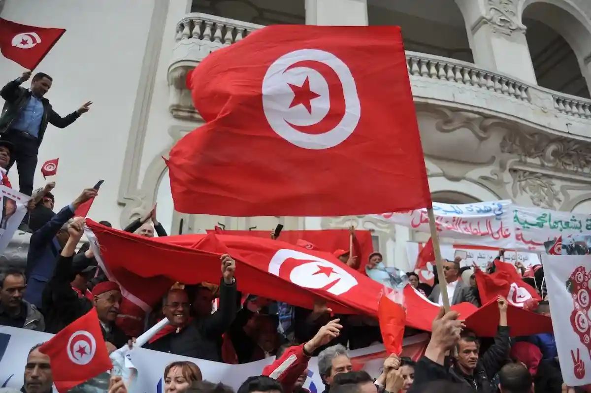 Новая конституция Туниса
