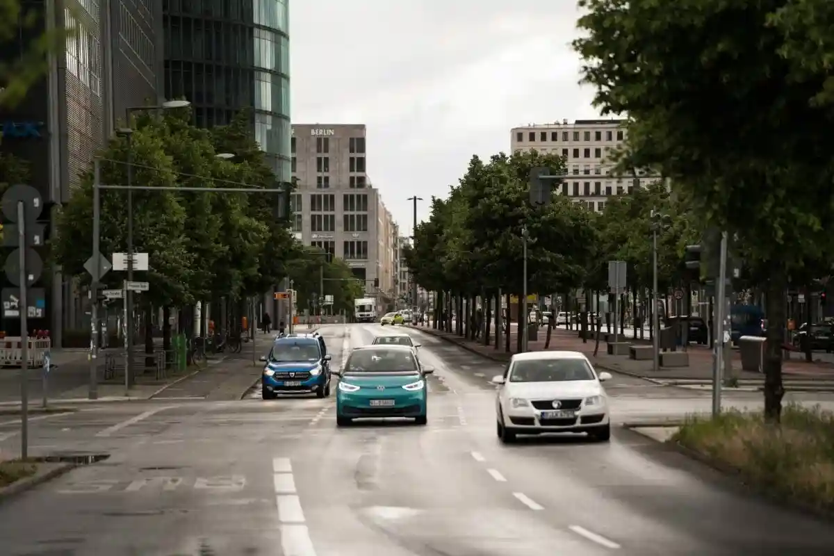 Обязательная система ISA в автомобилях в Германии: что это и зачем?