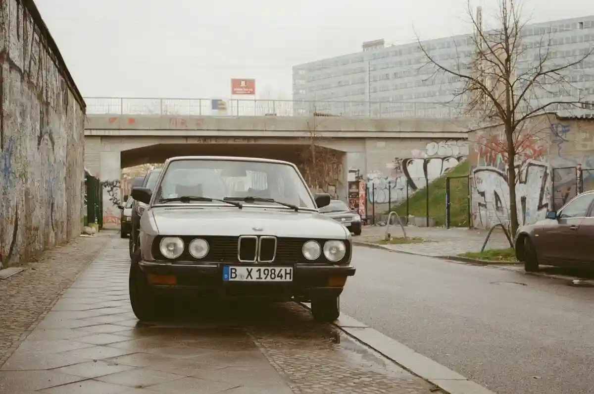 Почему завод BMW в Дингольфинге вынужден сделать перерыв