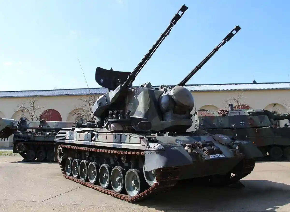 Украина получила первые три зенитных танка «Гепард» из Германии