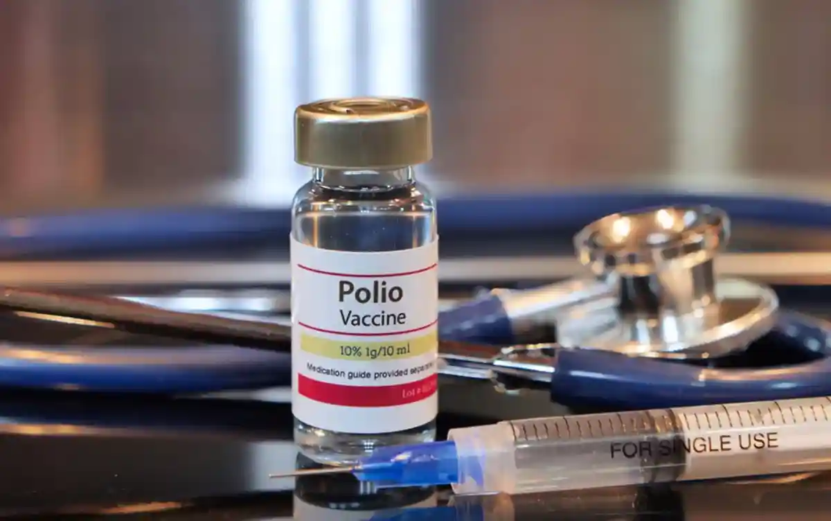 Вирус полиомиелита в США, прививка безопасна и эффективна. Фото: Bernard Chantal / shutterstock.com