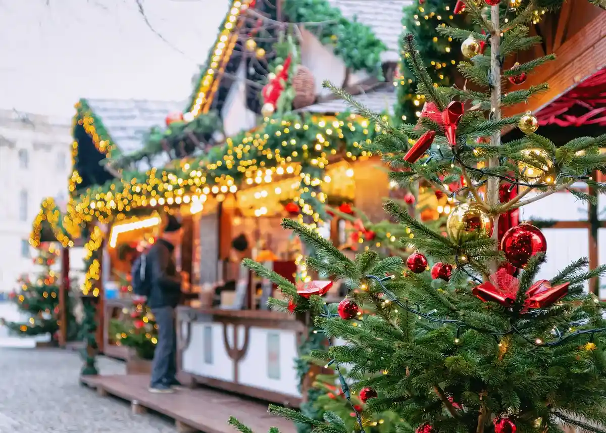 Инфляция влияет на подготовку рождественских ярмарок. Фото: Roman Babakin / Shutterstock.com