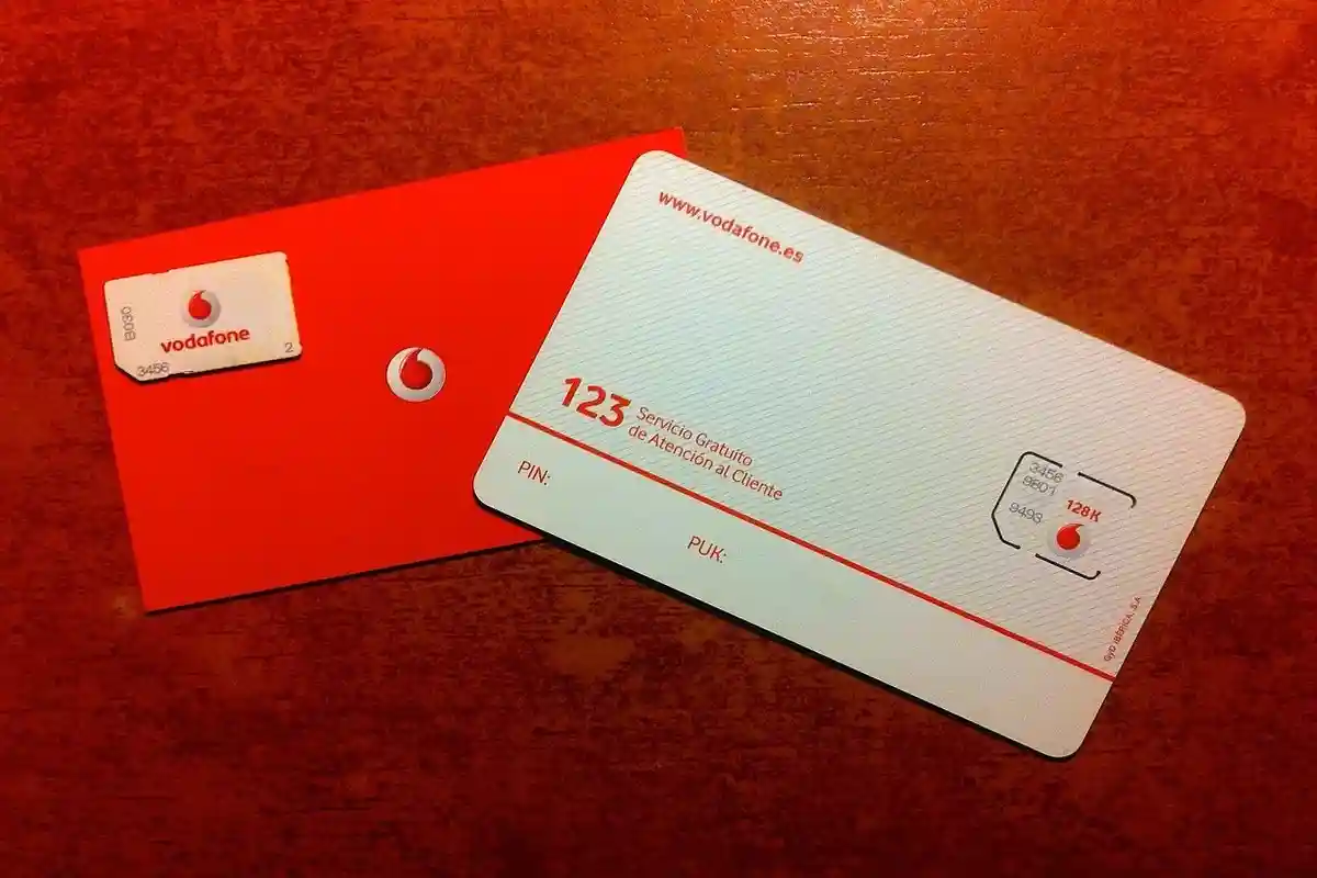 Vodafone теряет клиентов из-за нового закона. Фото: Jotaele91 / wikimedia.org