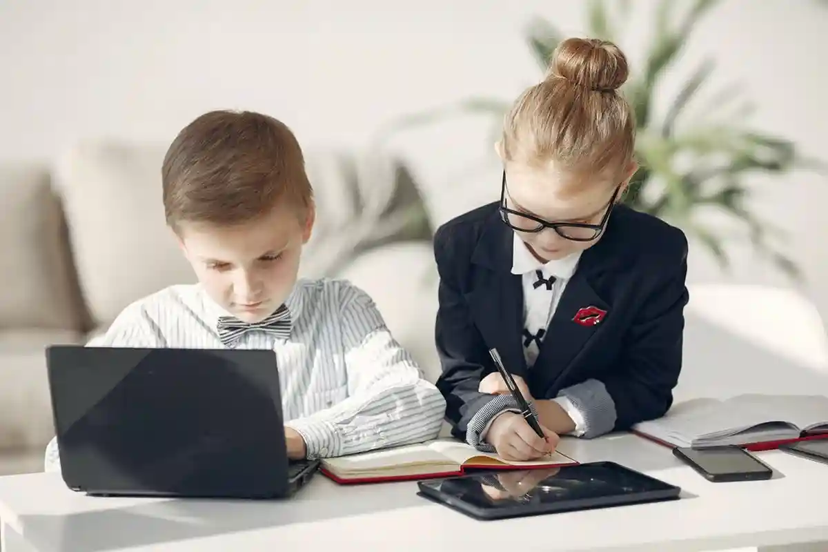 В школах Дании с сентября действует запрет на ноутбуки марки Google. Gustavo Fring / Pexels.com