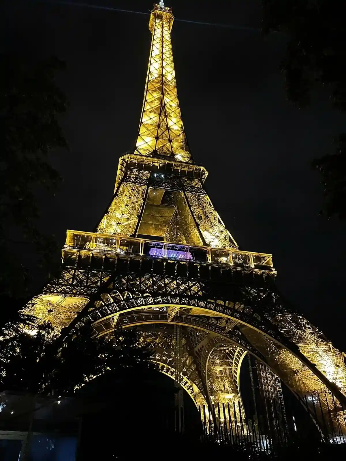 Эйфелева башня. Фото: tripadvisor.ru