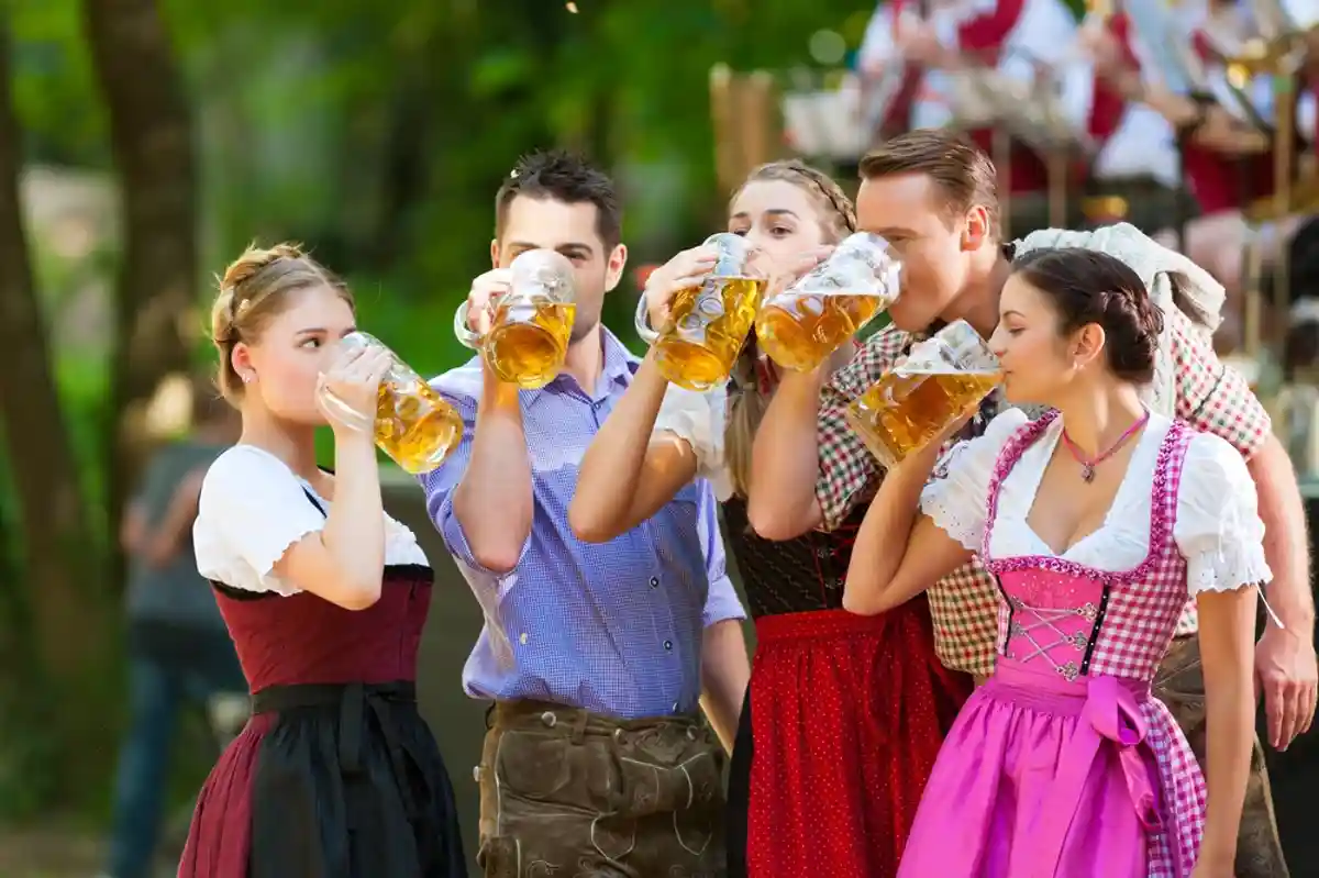Гид по региональным стереотипам Германии: дружелюбные и веселые жители Рейнланда. Фото: Shutterstock