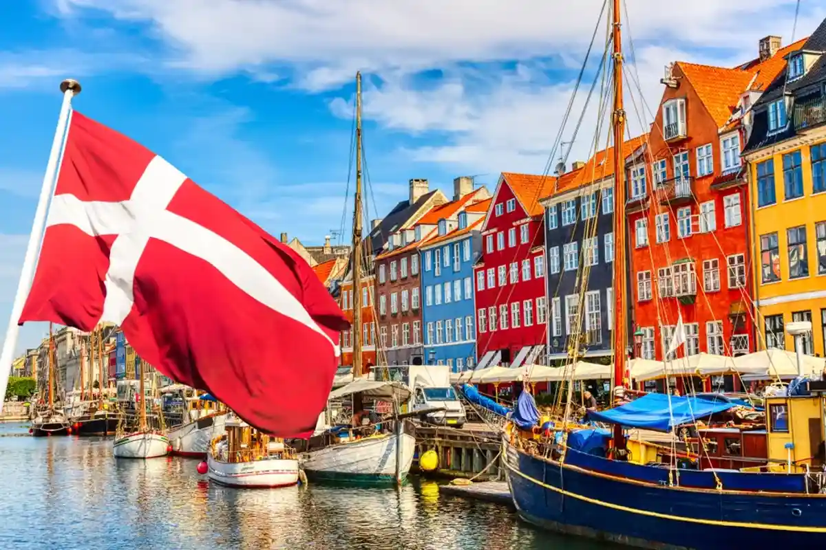 Получение ВНЖ в Дании. Фото: Shutterstock