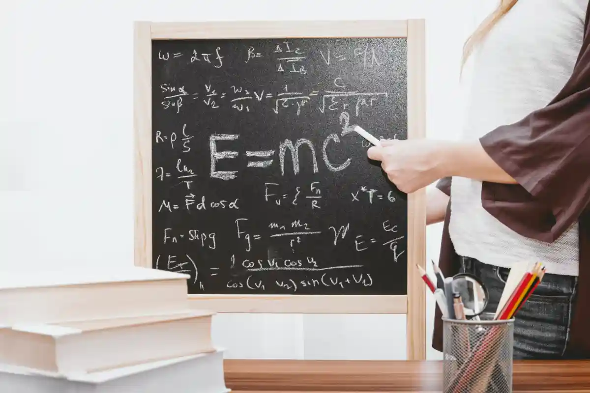 11-летний британец прошел тест на IQ и превзошел Эйнштейна. Фото: JESHOOTS.COM/Unsplash.com