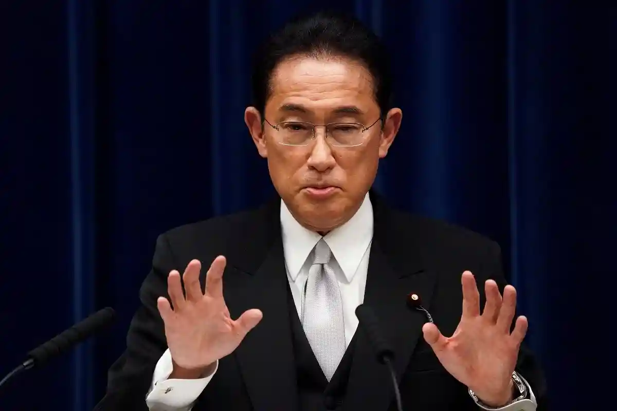 Премьер-министр Японии поклялся «больше не воевать»