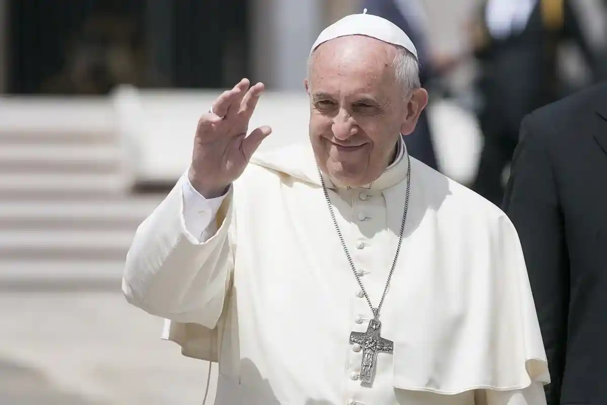 Папа Римский Франциск. Фото: giulio napolitano / shutterstock.com