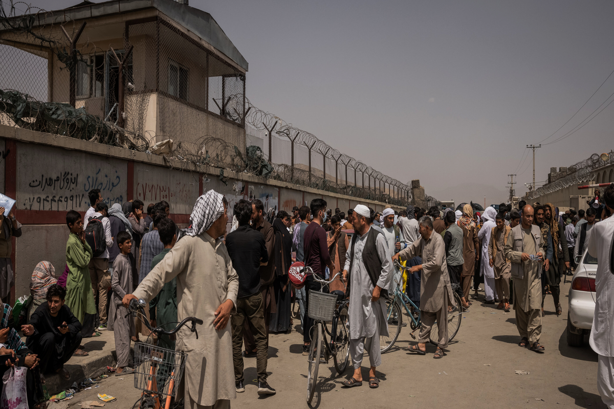 Афганистан удерживает многих своих жителей, не давая возможности покинуть страну. Фото: john smith 2021/ shutterstock.com