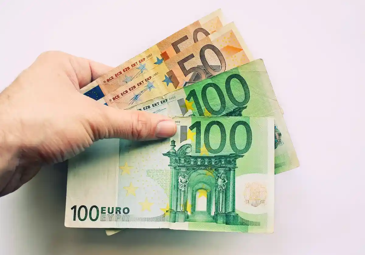 Бонус в 300 евро