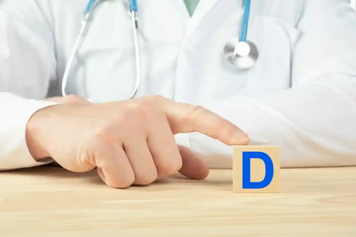 Дефицит витамина D в организме: основные симптомы. Фото: CeltStudio / shutterstock.com