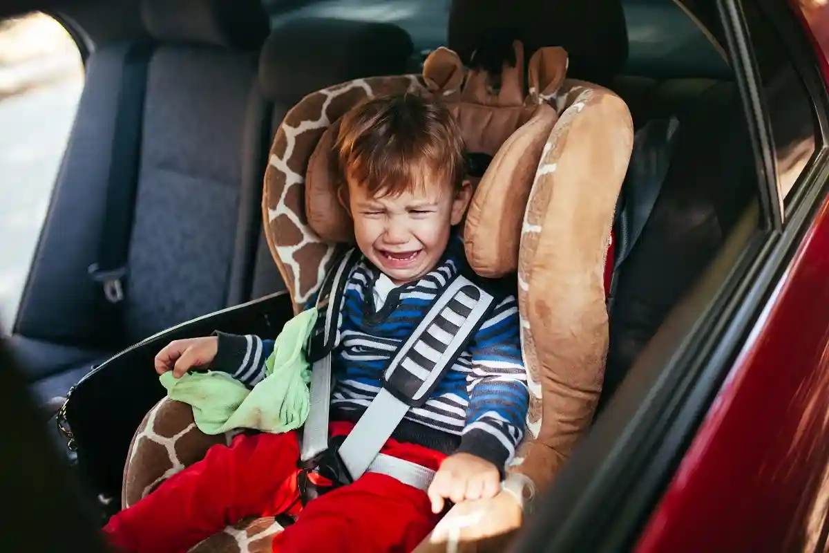Детская истерика в автомобиле: как предотвратить.