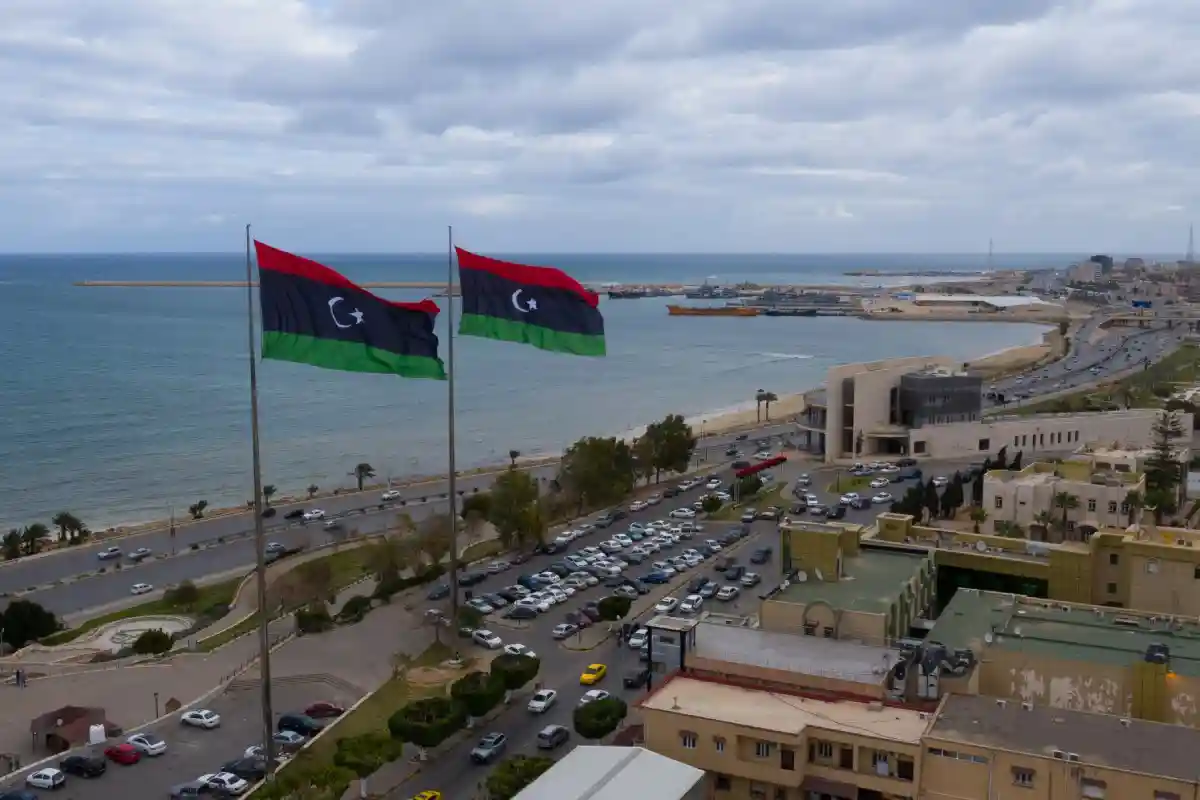 ООН обеспокоена ситуацией в Ливии. Фото: Hussein Eddeb / Shutterstock.com