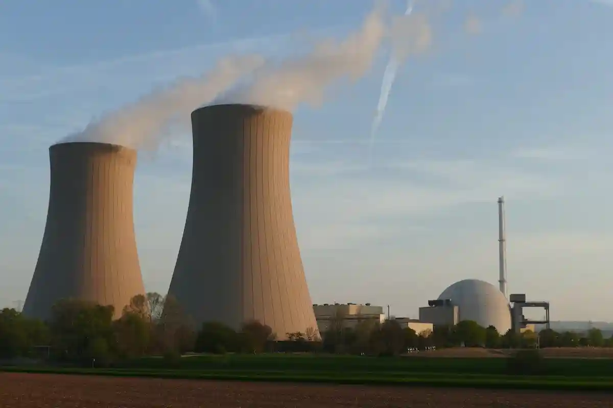 Германия может вернуться к ядерной энергетике, несмотря на ее недостатки. Фото: juerginho / shutterstock.com
