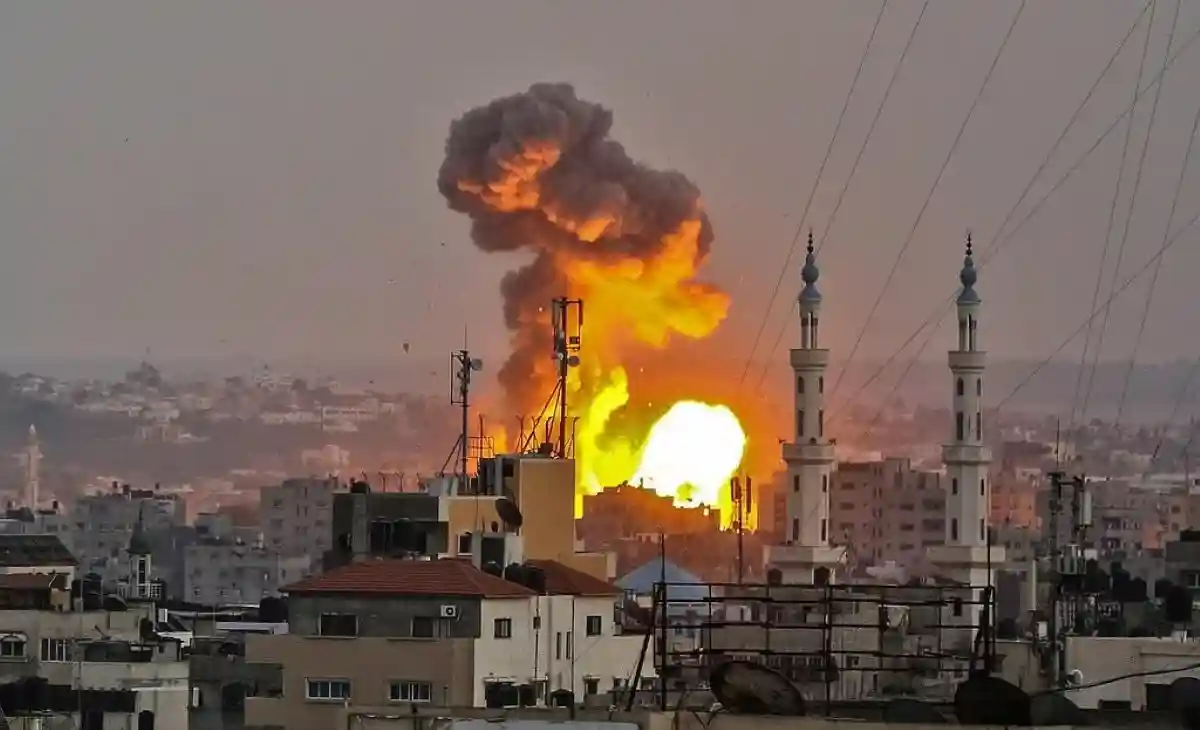 Израиль обстрелял сектор Газа. Фото: twitter.com