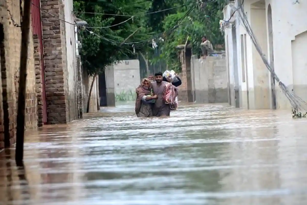 Наводнение в Пакистане — треть страны под водой