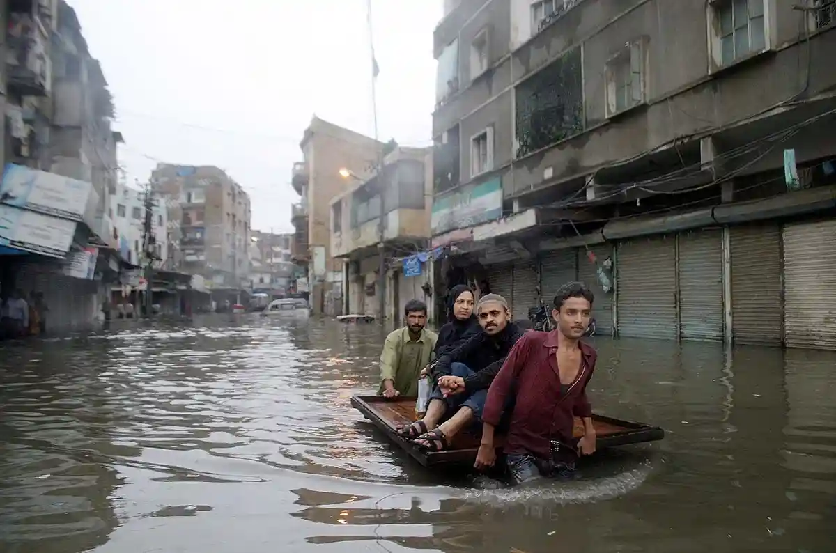 Наводнения в Пакистане: жители обвинили правительство в бездействии. Фото: Asianet-Pakistan / shutterstock.com