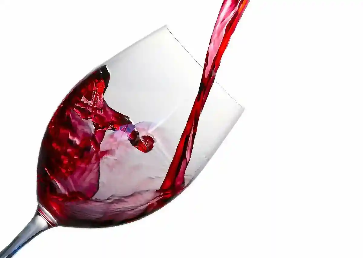 Порошковое вино трудно сделать похожим на настоящее. Фото: Aline Ponce / pixabay.com