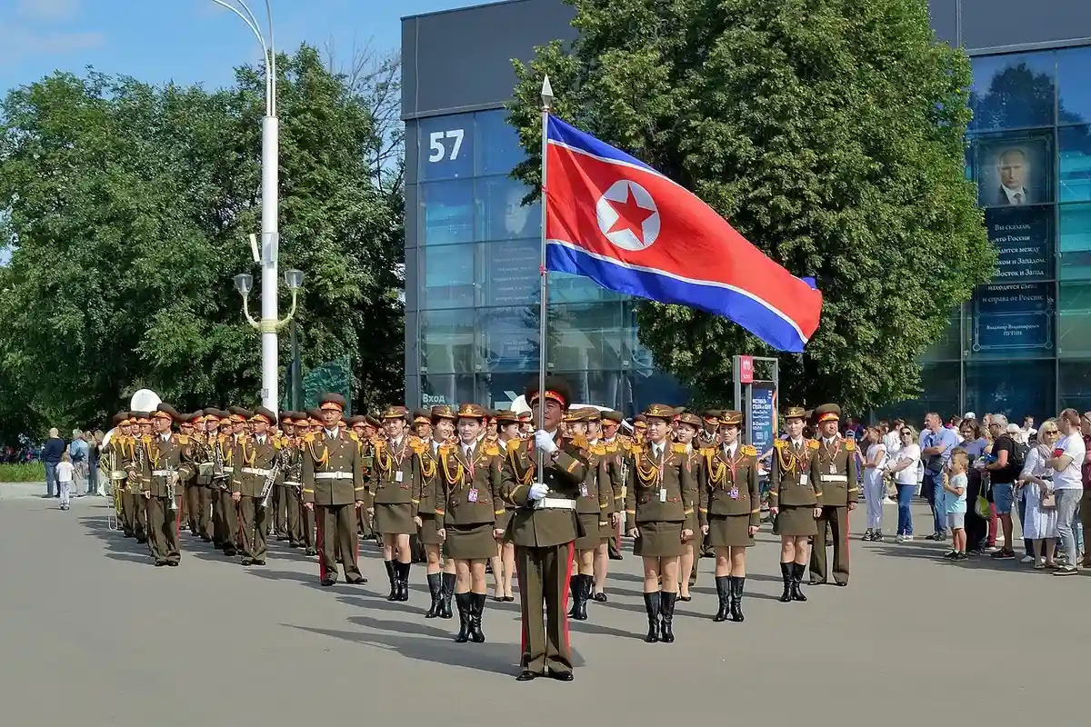 Северная Корея поможет России и отправит в Украину 100 000 «добровольцев». Фото: Dmitry Ivanov / wikimedia.org