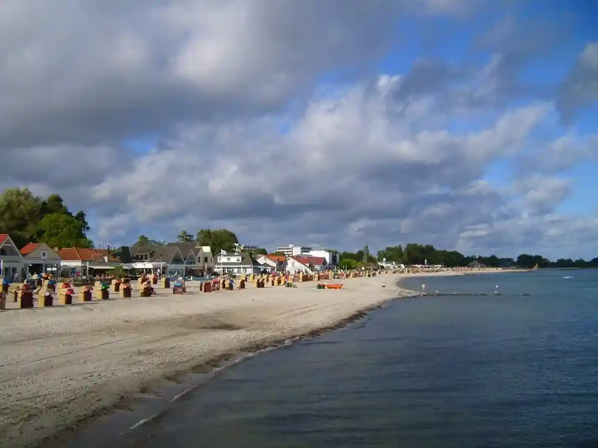 Туристический бум в Германии заканчивается. Пляж на побережье Келленхузена. Фото: Celest / wikimedia.org