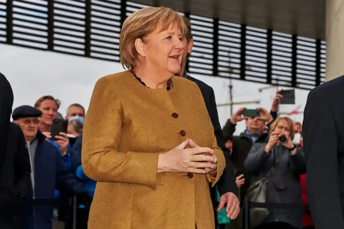 Как одеться по-немецки: копировать Меркель. Фото: Heide Pinkall / Shutterstock