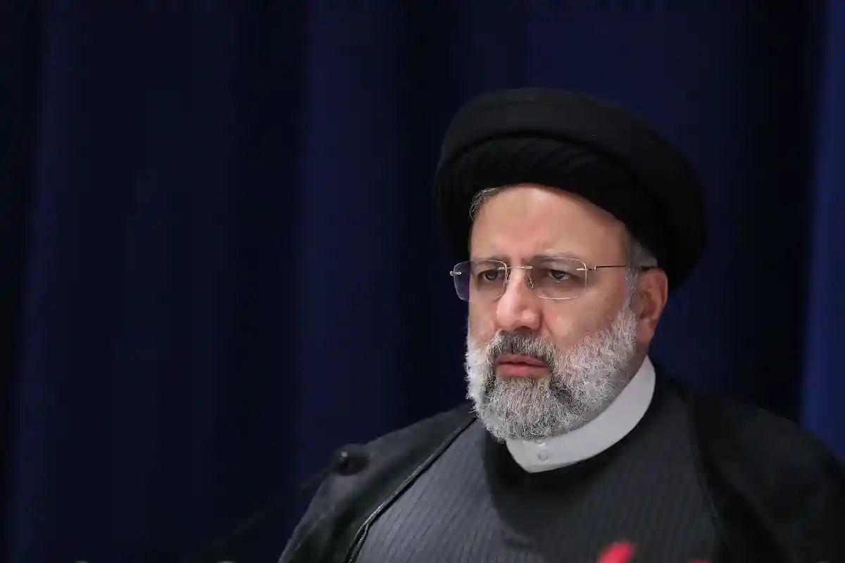 Президент Ирана приказал решительно бороться с протестами