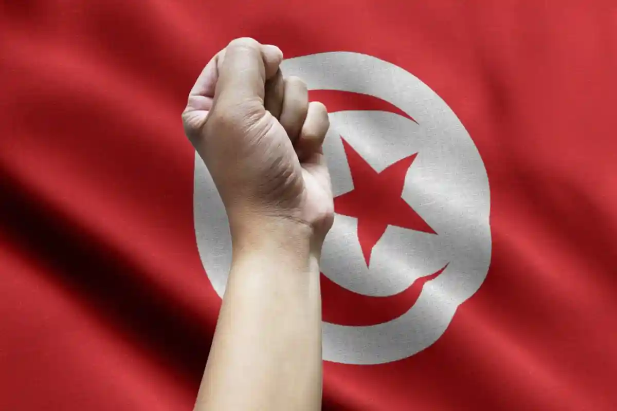 Полиция Туниса допрашивает лидеров партии «Ан-Нахда» фото 1