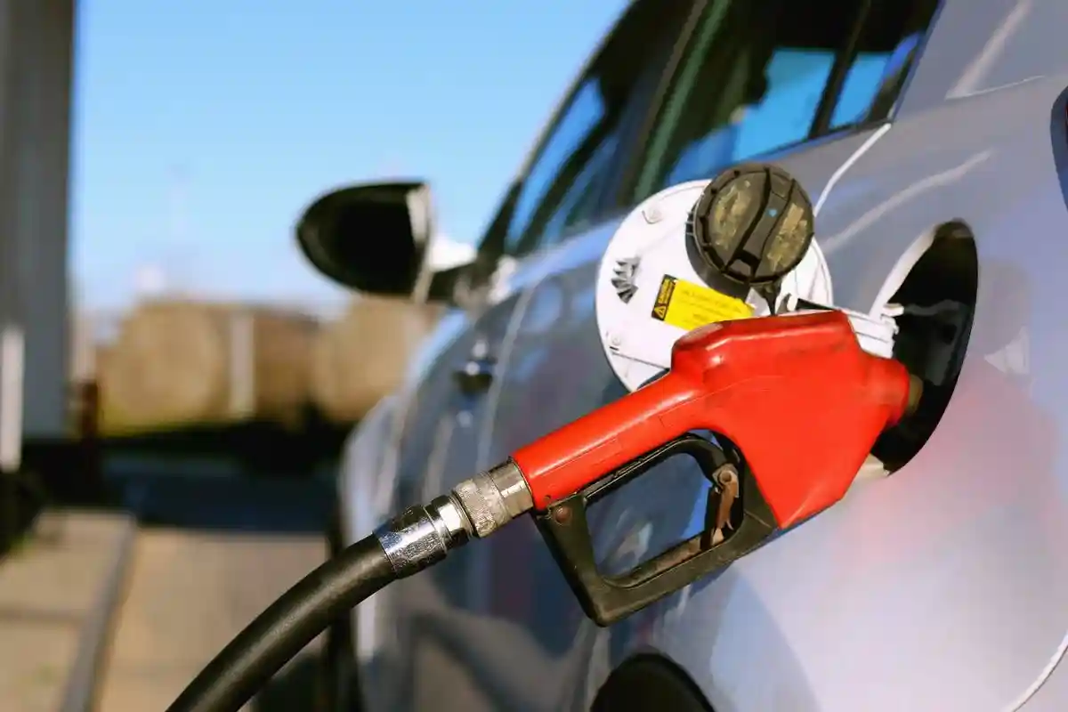 Эксперимент показал, экономят ли топливо водители в Германии. Фото: alexkich / shutterstock.com