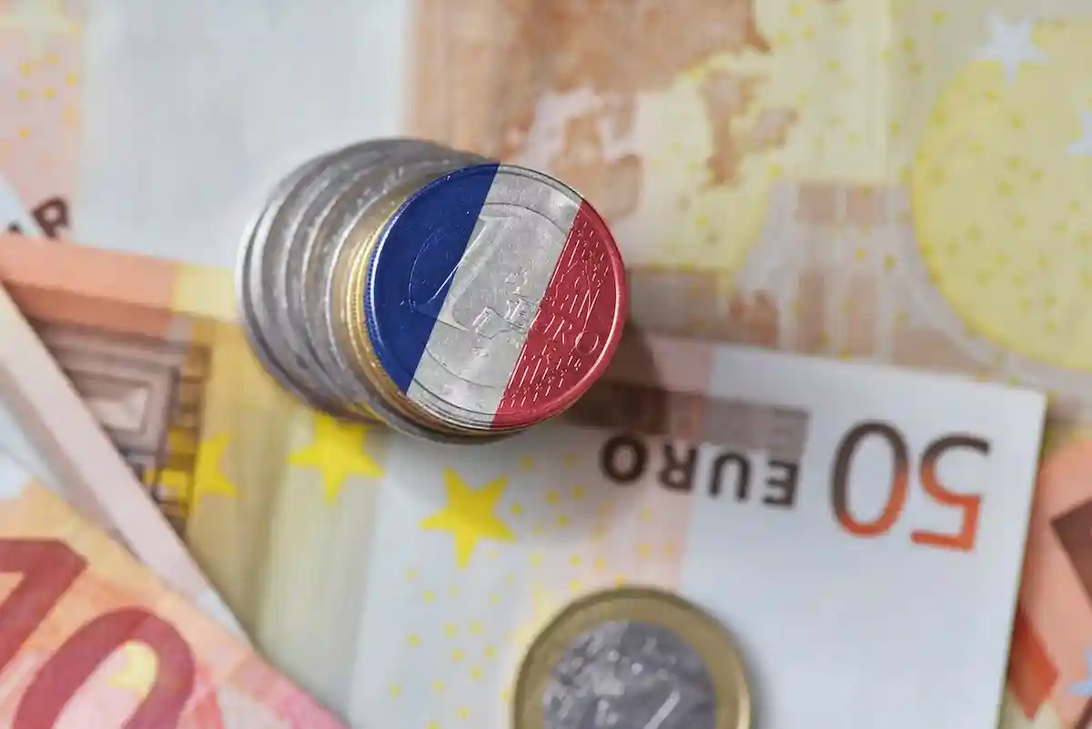 Энергетический кризис Европы: во Франции ограничили цены на газ. Фото: esfera / Shutterstock.com
