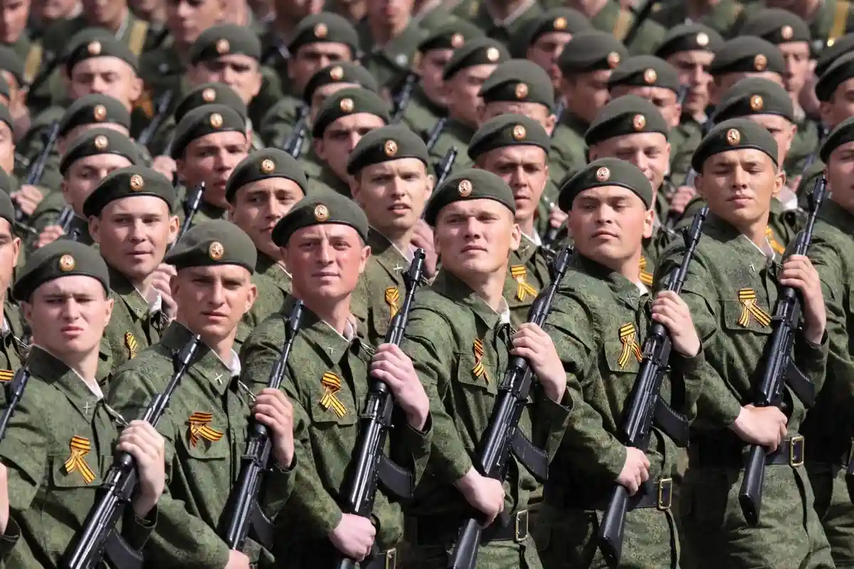 Германия готова принять российских уклонистов. Фото: Anton Gvozdikov / shutterstock.com