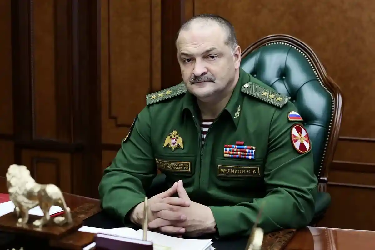 Глава Дагестана извинился за вызов в военкомат по громкоговорителю
