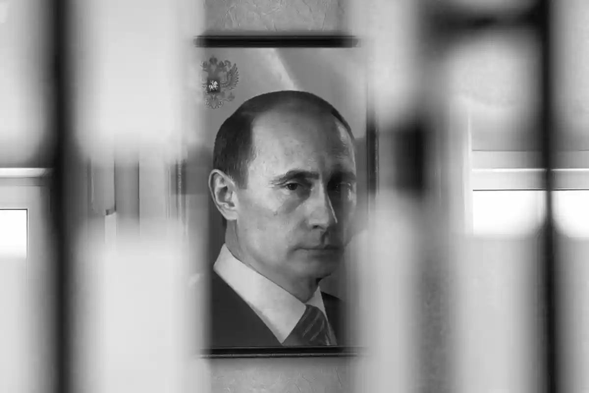 Туман войны: идеология перманентного кризиса Путина. Фото: Jonas Petrovas / Shutterstock.