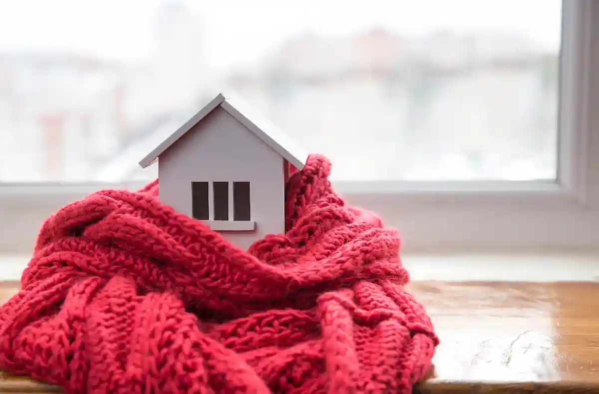 В целях экономии можно отапливать помещения до 16 градусов. Фото: Kishivan / Shutterstock.com