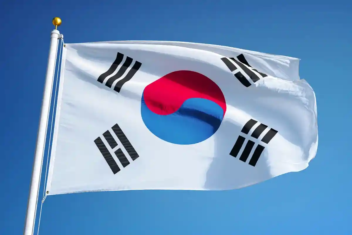Количество самоубийств в Корее самое высокое среди развитых стран. Фото: railway fx / Shutterstock