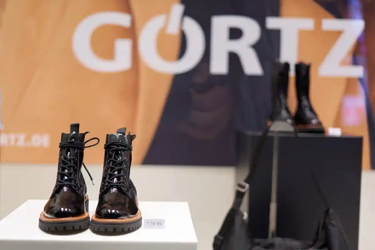 Крупный обувной ритейлер Германии Görtz подал заявление о банкротстве. Фото: Jan von nebenan / shutterstock.com